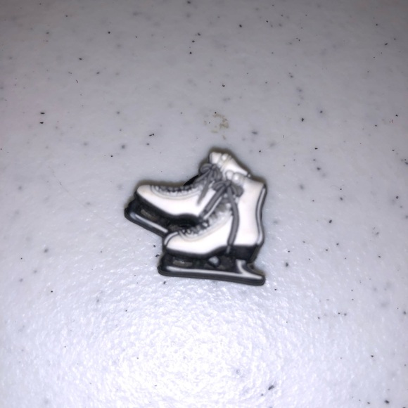 Jibbitz, Dolphin Keychain, Bracelet - Picture 3 of 6